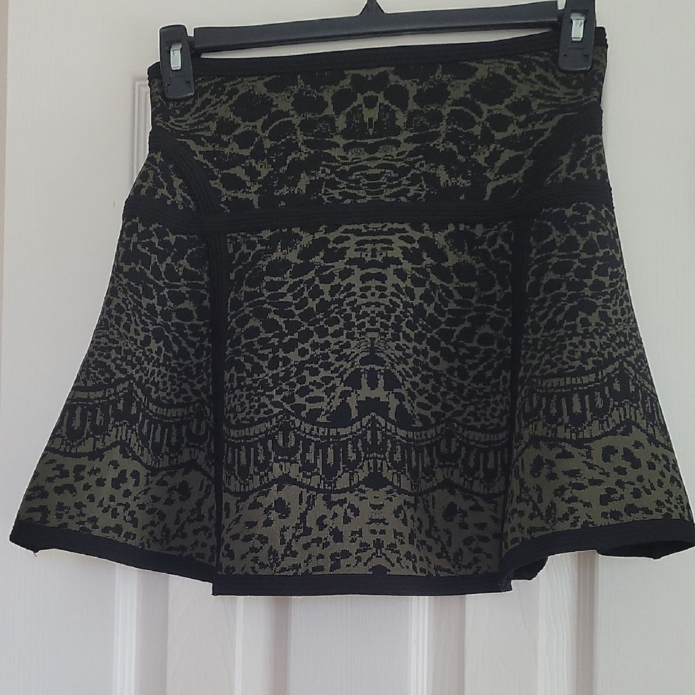 Leopard Print Black and Green Skirt - Picture 2 of 5